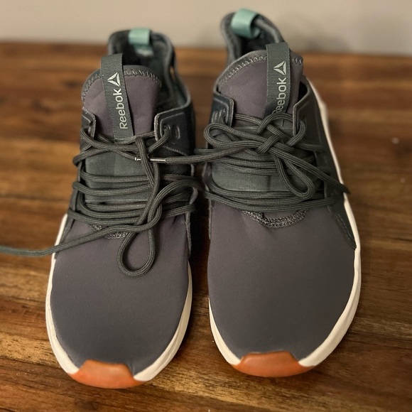 REEBOK Women’s Gureso 2.0 Green Running Shoes, Size 6.5 - Picture 6 of 7